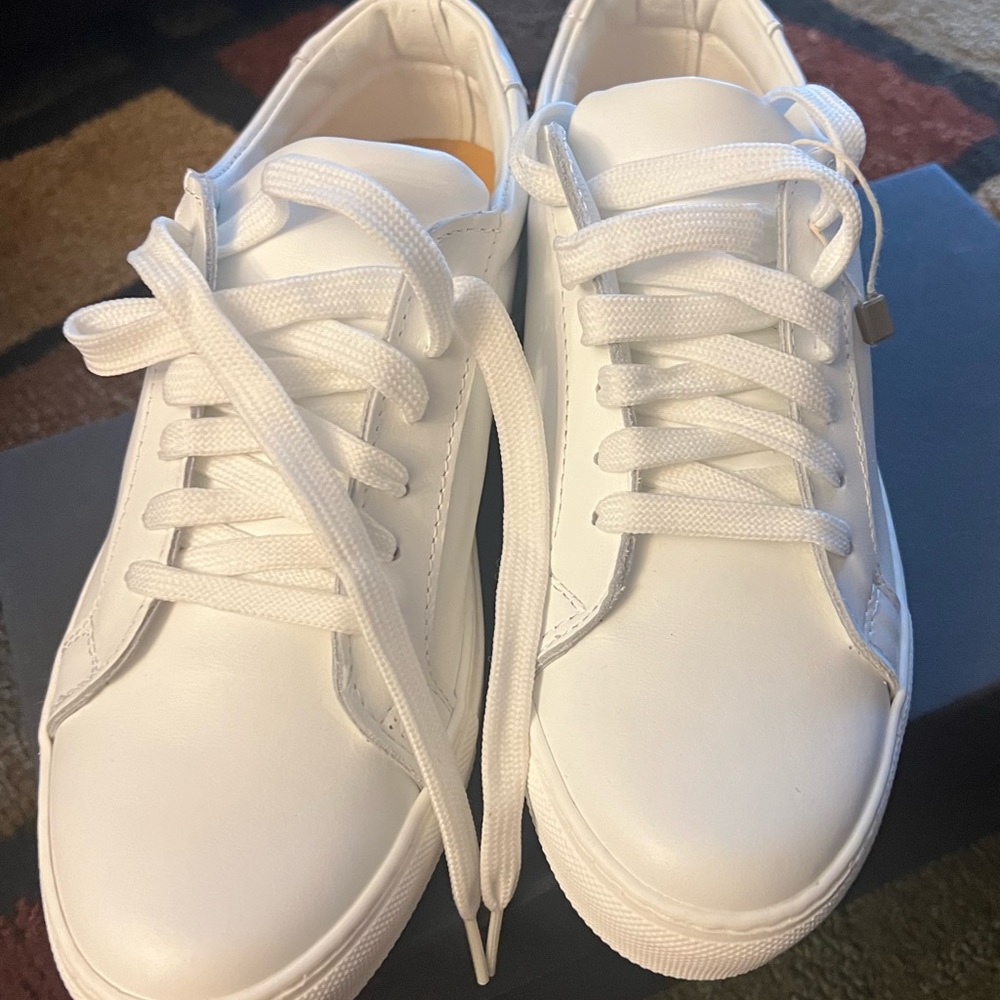 8 by YOOX white, leather, calf, no appliqués, round toeline, flat size 9
